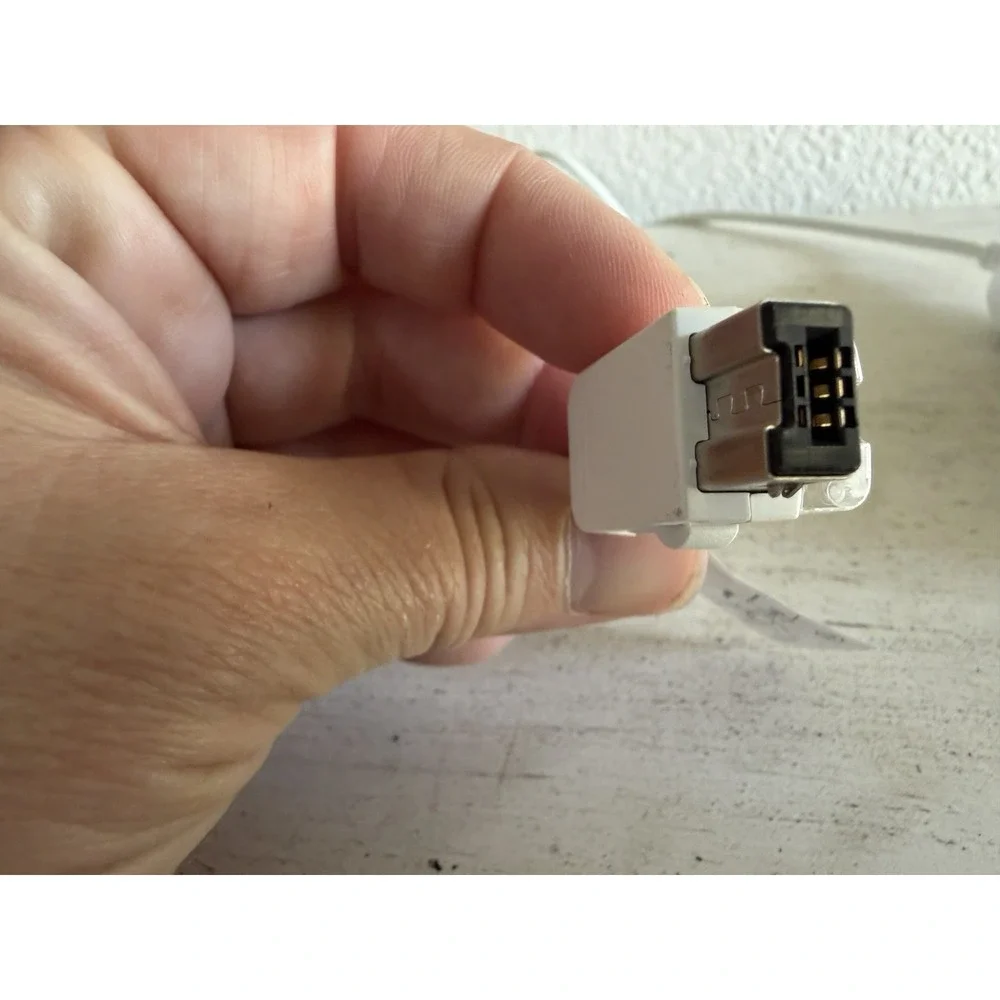 Official Authentic Nintendo‎ Brand Wii Nunchuck WHITE Original